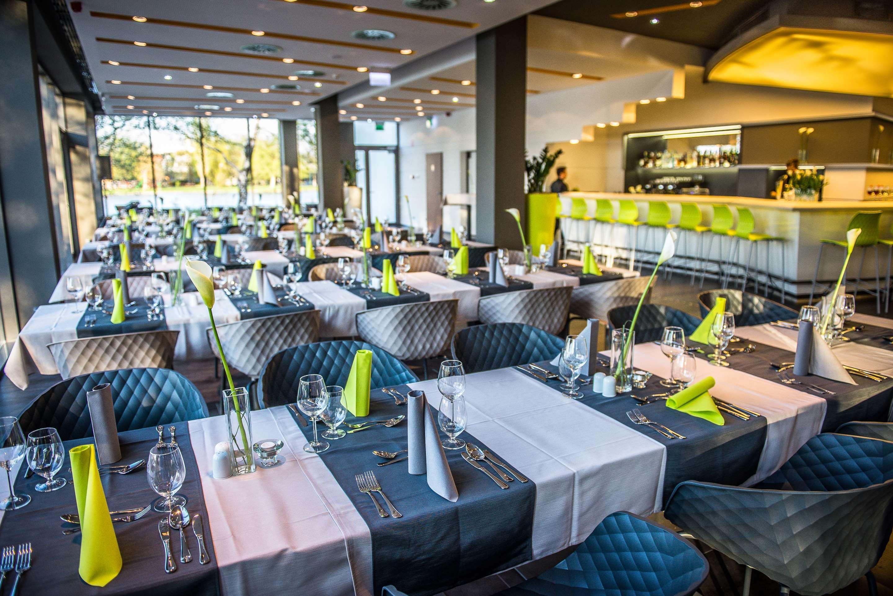 Best Western Plus Lakeside Hotel Szekesfehervar Exterior photo